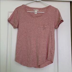 NEVER BEEN WORN pink pocketed t-shirt